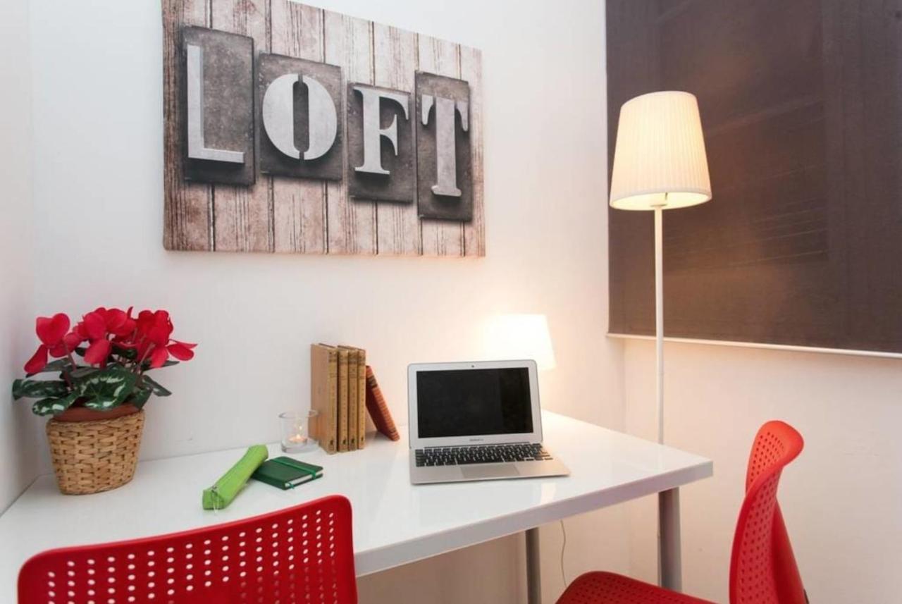 Priority Fira Apartments Barcelona Bagian luar foto