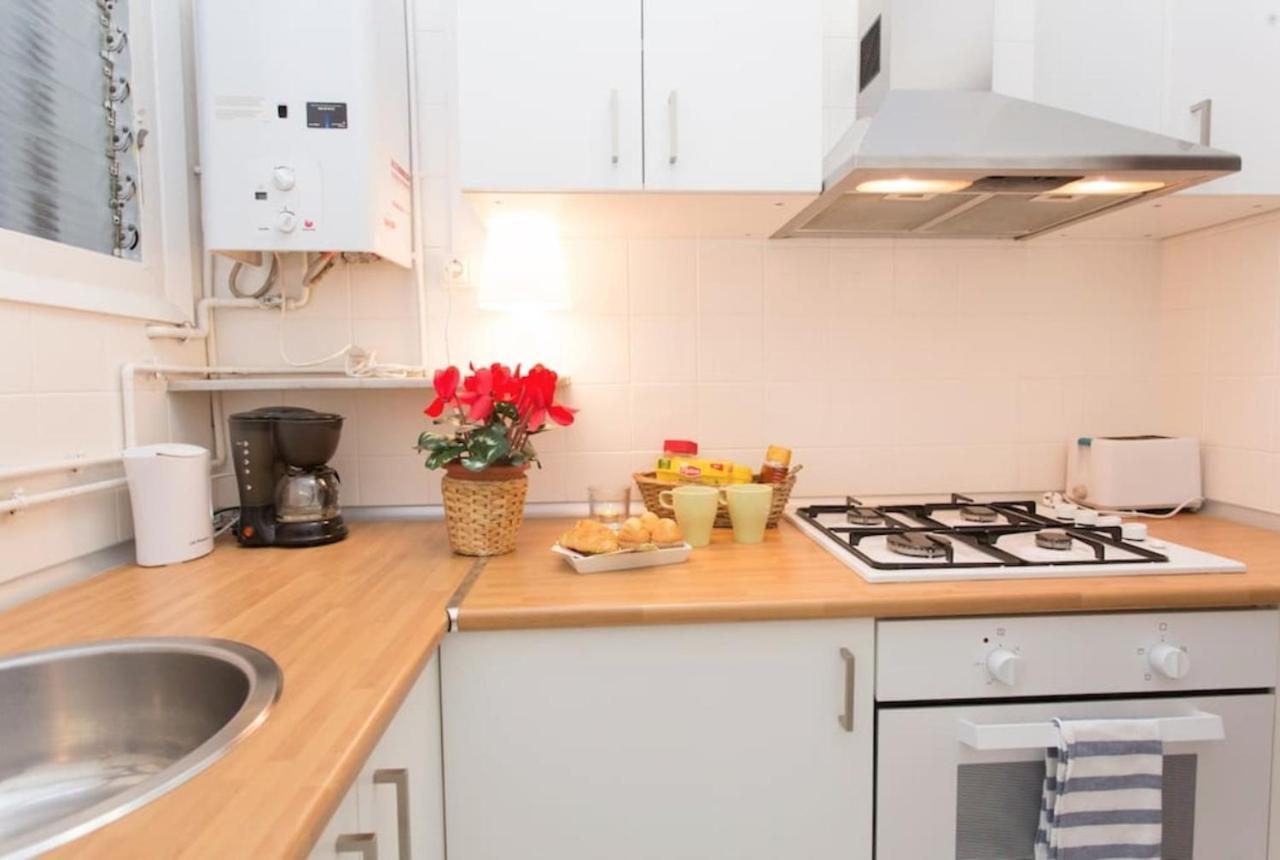 Priority Fira Apartments Barcelona Bagian luar foto
