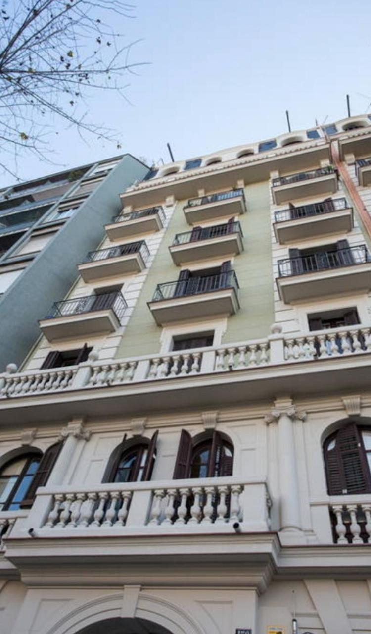 Priority Fira Apartments Barcelona Bagian luar foto