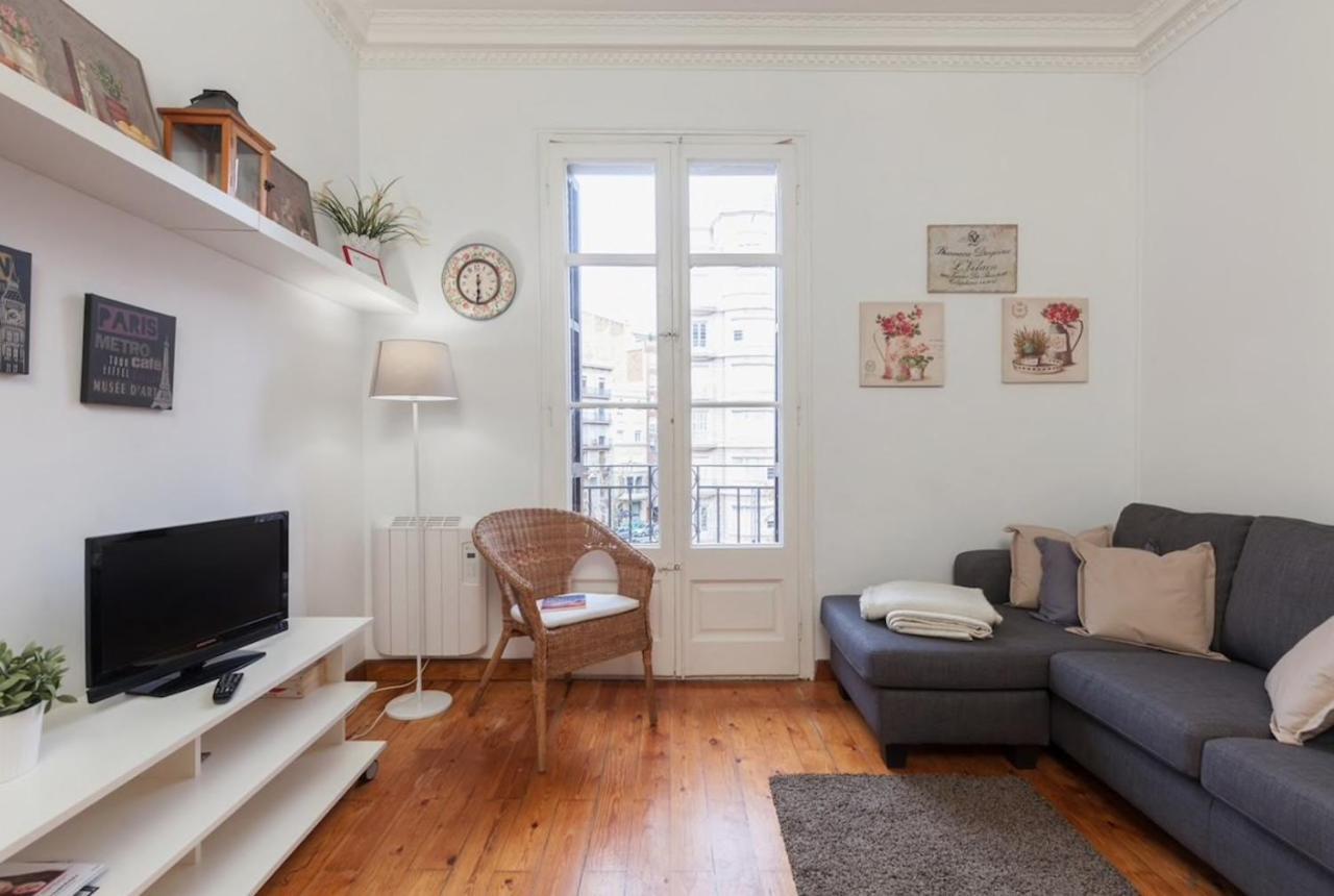 Priority Fira Apartments Barcelona Bagian luar foto